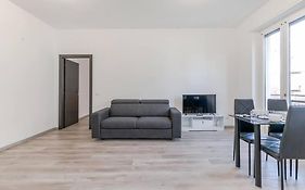 Bicocca Metro House